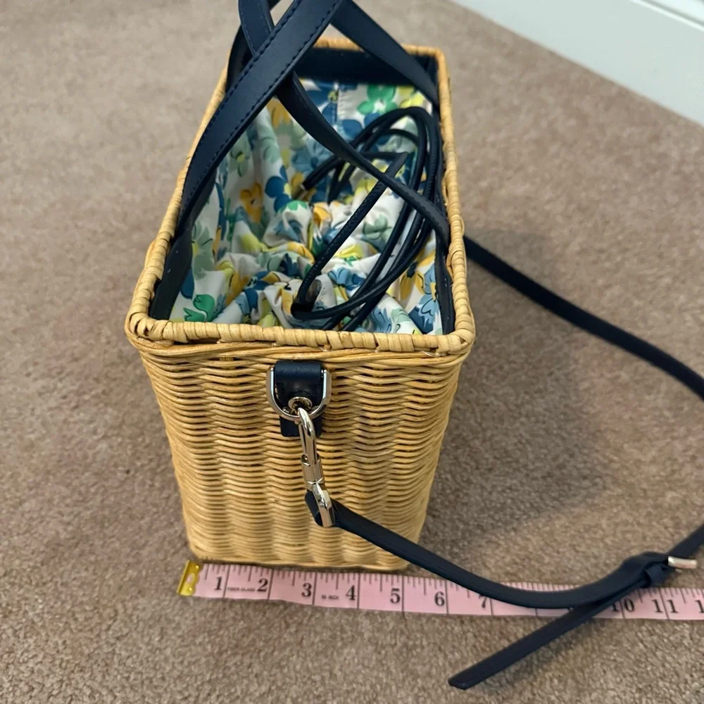 New! Kate Spade Sam Floral Medley Wicker Medium Satchel / Tote Removable Strap - Picture 10 of 16